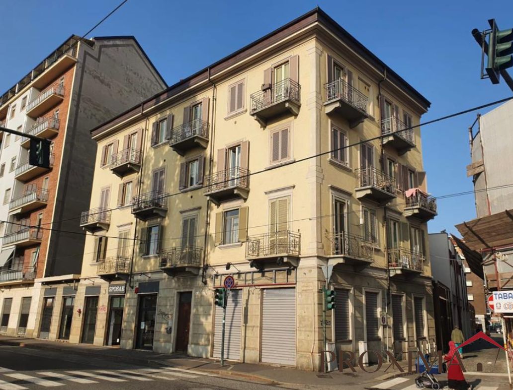 Torino, Borgo Vittoria, Via Stradella
