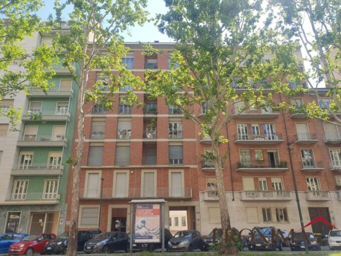 Torino, Cenisia, Corso Vittorio Emanuele II