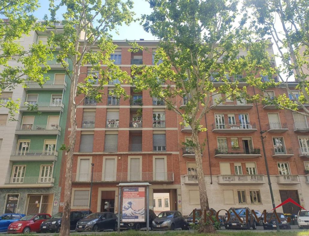 Torino, Cenisia, Corso Vittorio Emanuele II